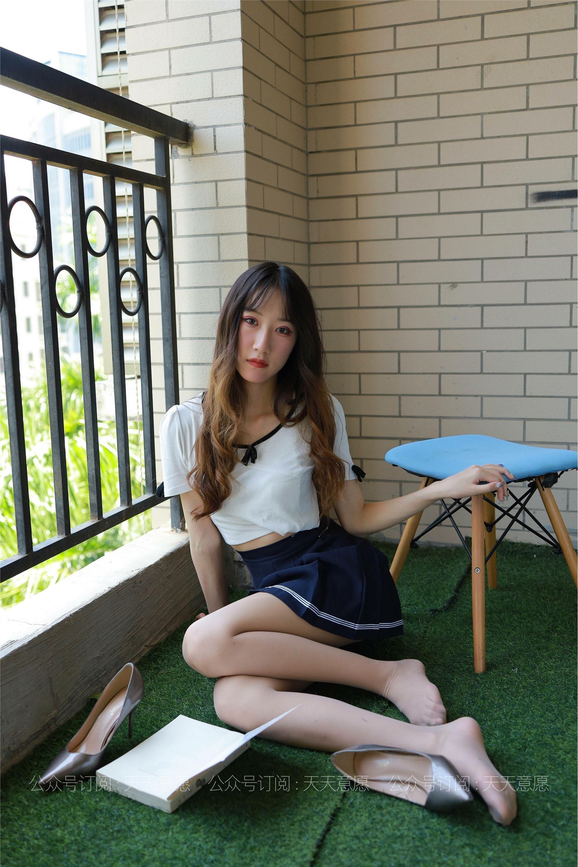 IESS异思趣向 - 模特：怡怡《长腿少女》